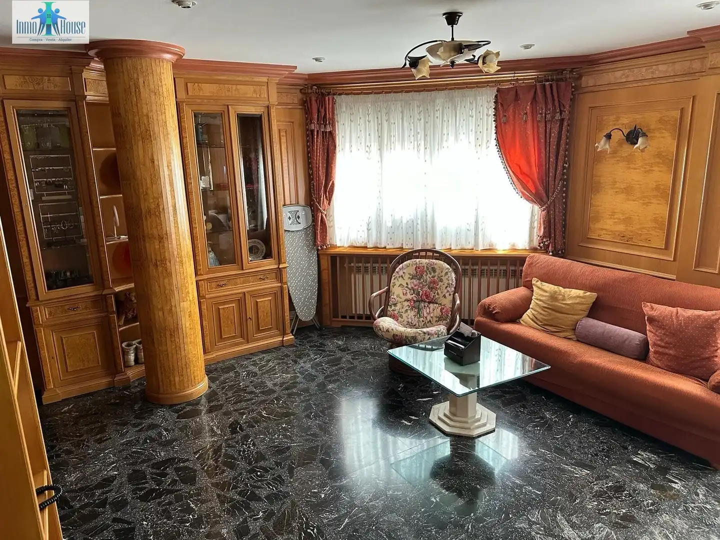Living room of Attic for sale in Almansa  with Air Conditioner, Private garden and Terrace