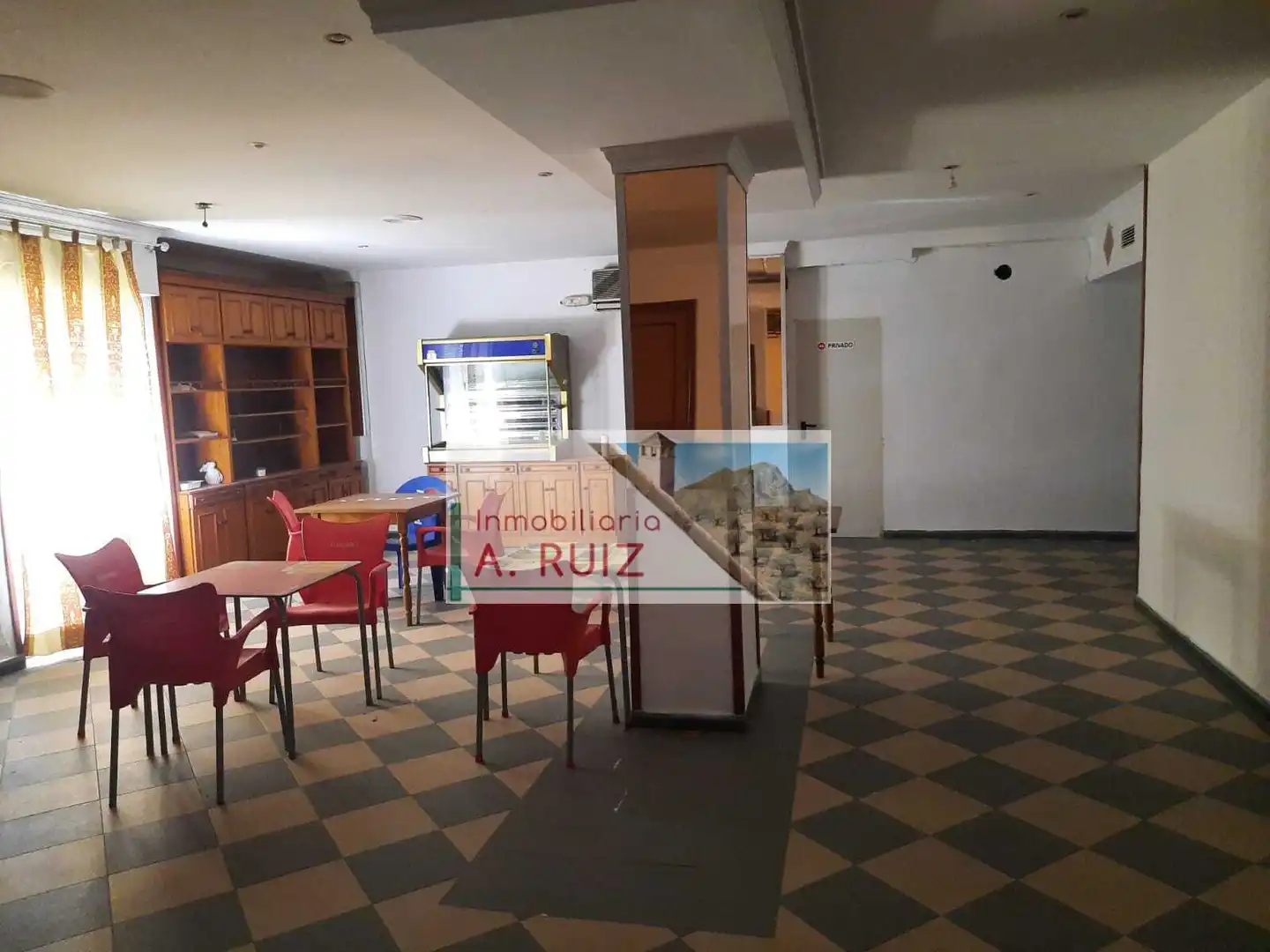 Edifici en venda en Lucena