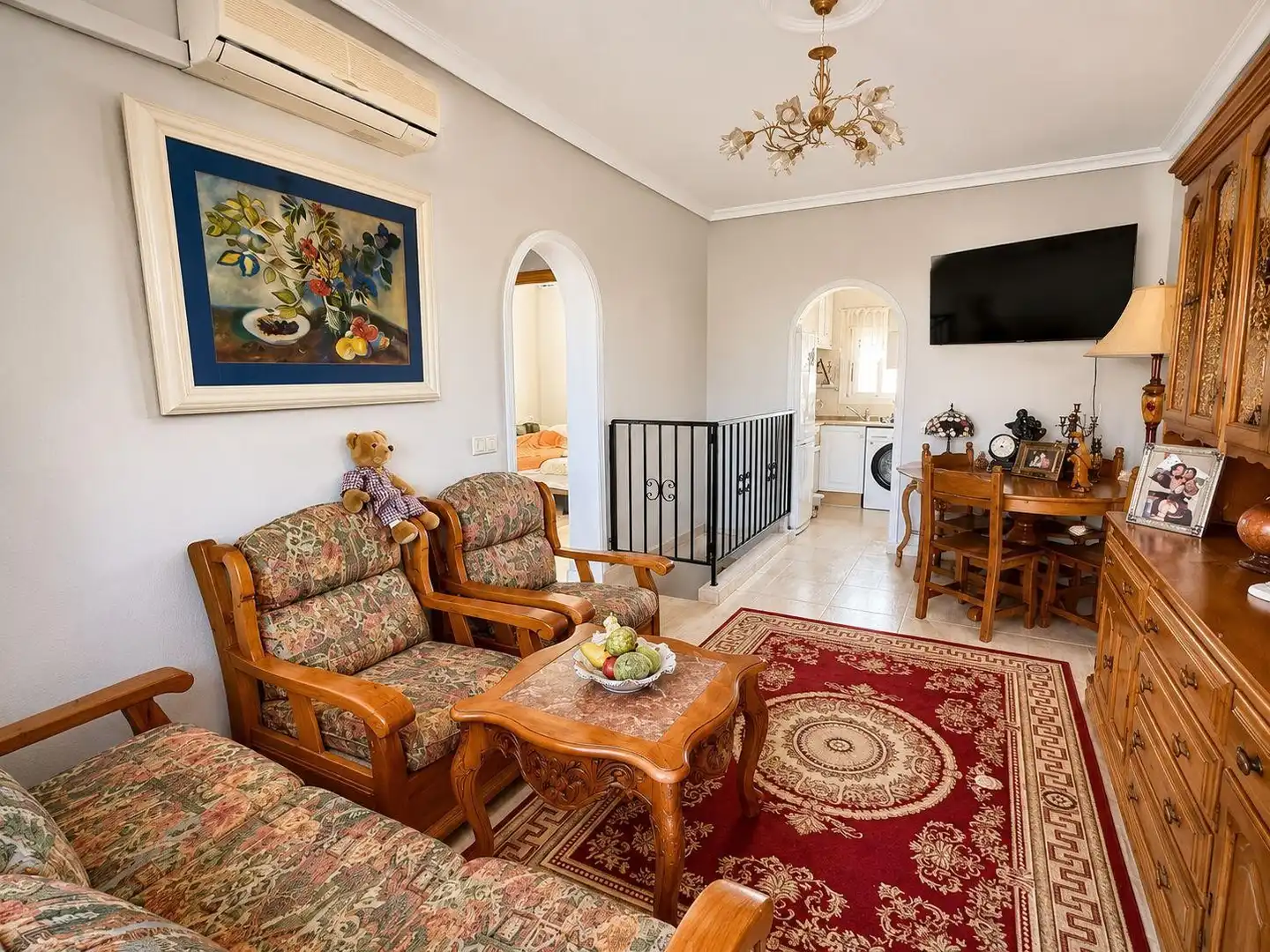 Sala de estar de Casa o chalet en venta en Torrevieja con Aire acondicionado, Calefacción y Piscina
