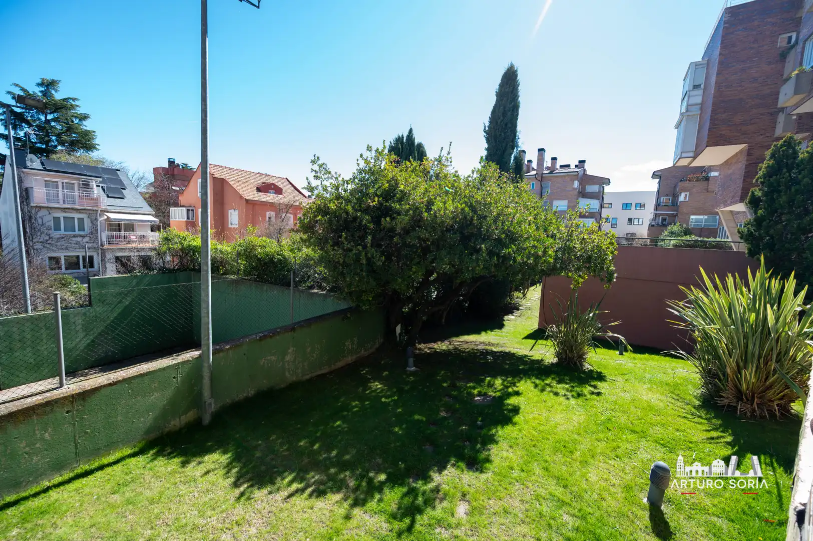 Jardín de Ático en venta en Madrid con Aire acondicionado, Terraza y Trastero