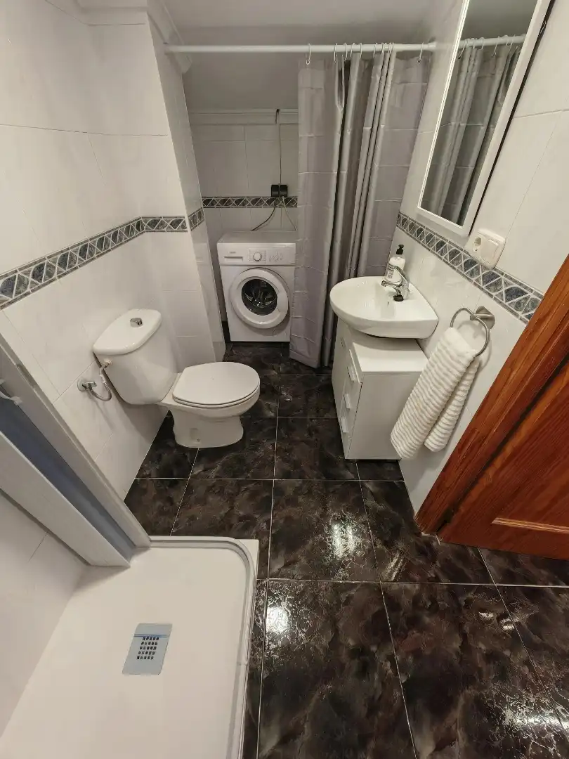 Bany de Pis de lloguer en Petrer