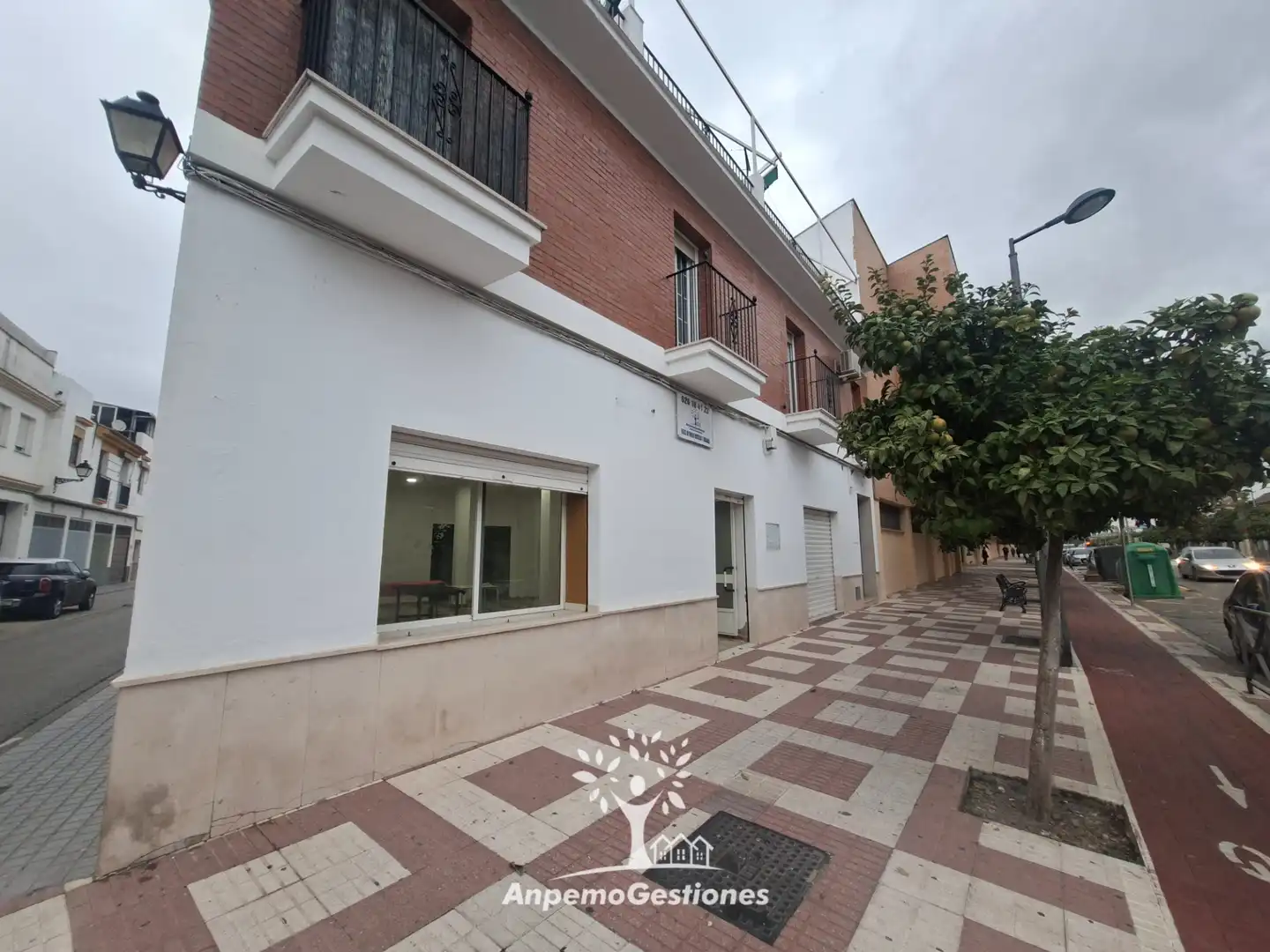 Vista exterior de Local de alquiler en Palma del Río