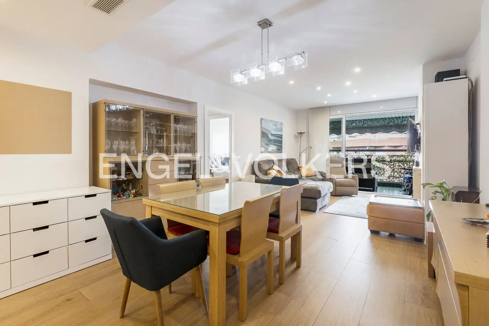 Esszimmer von Wohnung zur Miete in Barcelona mit Heizung, Balkon und Haustiere erlaubt