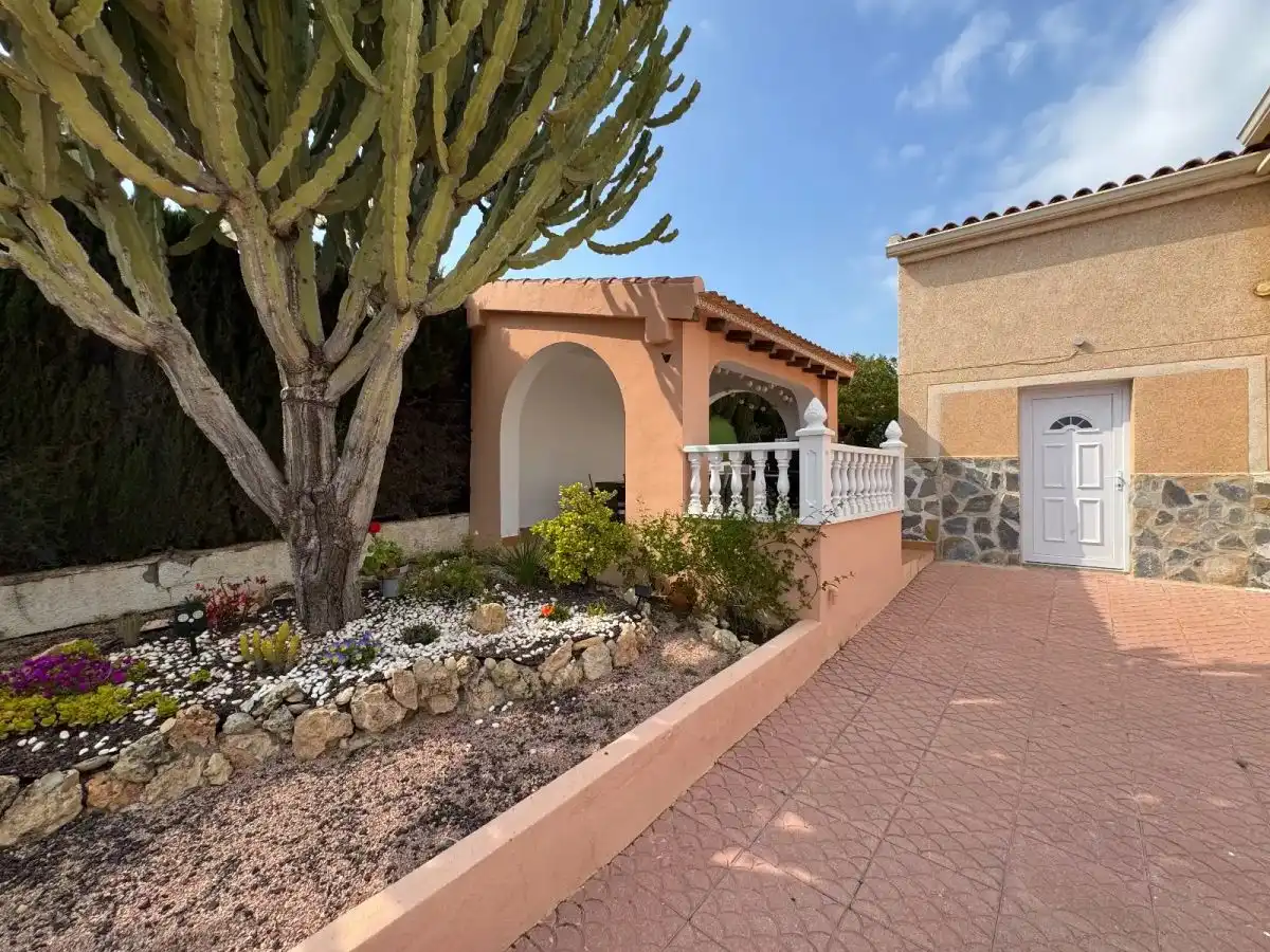 Vista exterior de Casa o chalet en venta en Rojales con Jardín privado
