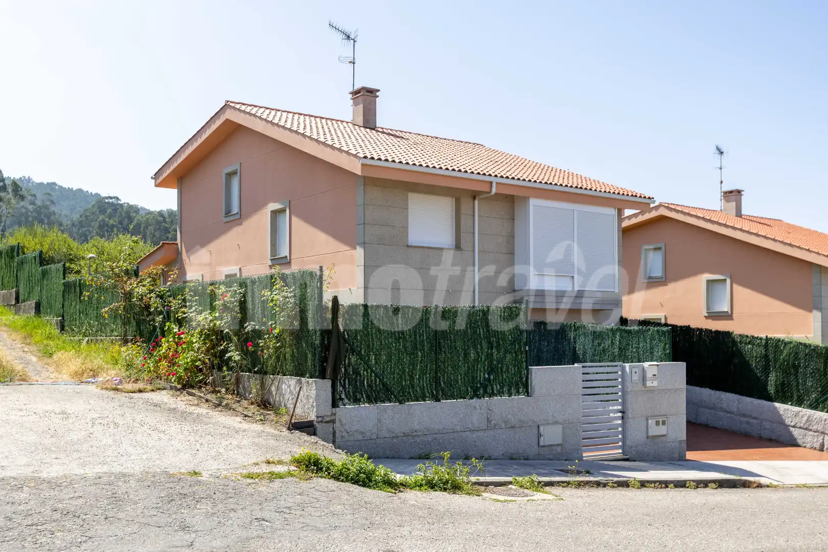 Außenansicht von Haus oder Chalet zum Verkauf in Sanxenxo mit Heizung, Privatgarten und Parkett