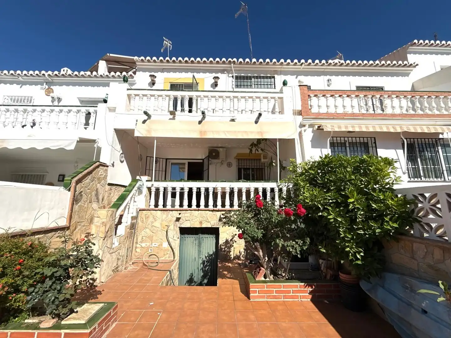 Exterior view of Detached homes for sale in Nerja  with Air Conditioner, Private garden and Terrace