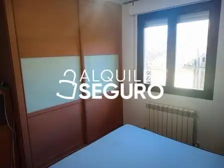Schlafzimmer von Wohnung zur Miete in Alegría-Dulantzi mit Heizung, Terrasse und Möbliert