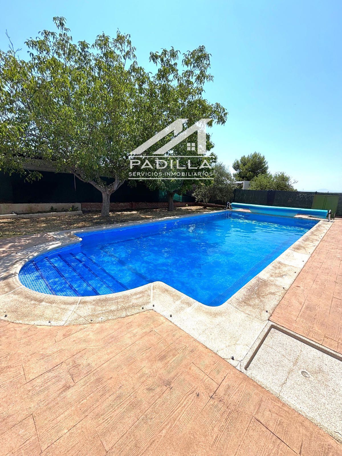 Swimming pool of House or chalet for sale in Cobisa  with Air Conditioner, Storage room and Swimming Pool