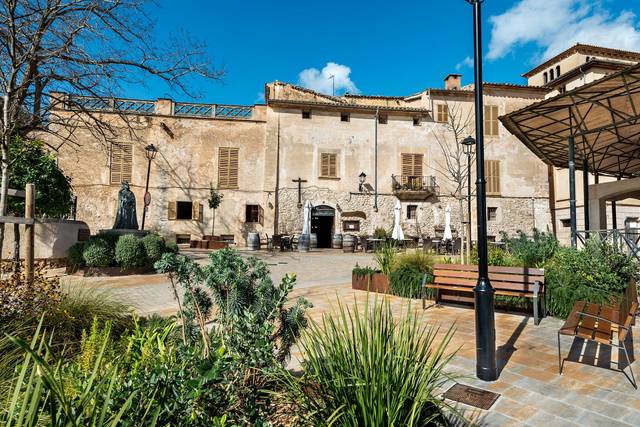 Edificio en Venta en  SON TORELLO en Sineu