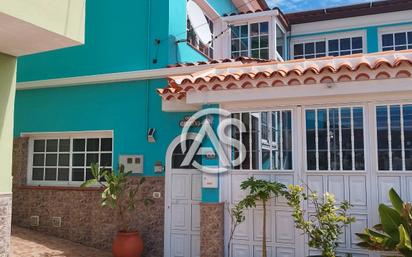 Exterior view of Single-family semi-detached for sale in Güímar  with Furnished, Oven and Washing machine