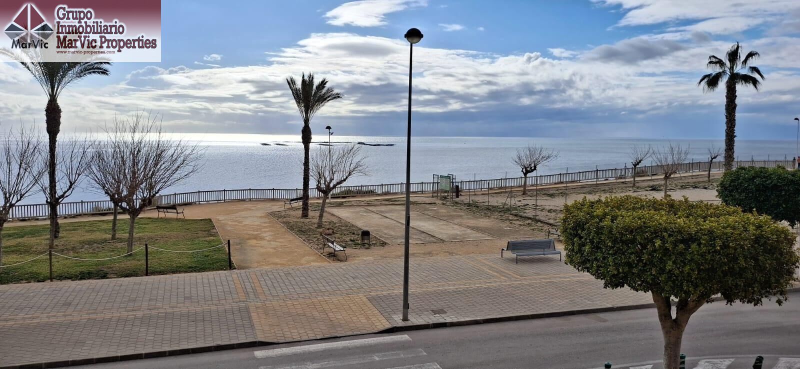 Exterior view of Flat for sale in Villajoyosa / La Vila Joiosa  with Air Conditioner, Heating and Terrace