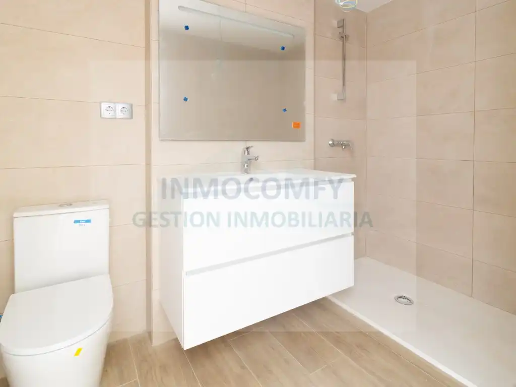 Piso con ascensor en venta en Calle De La Torre Mora 33, imagen 33