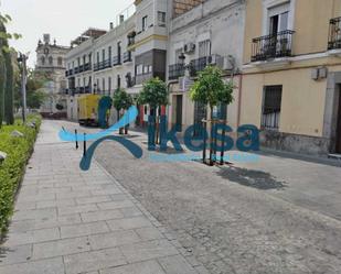 Vista exterior de Pis en venda en Badajoz Capital amb Jardí privat i Terrassa
