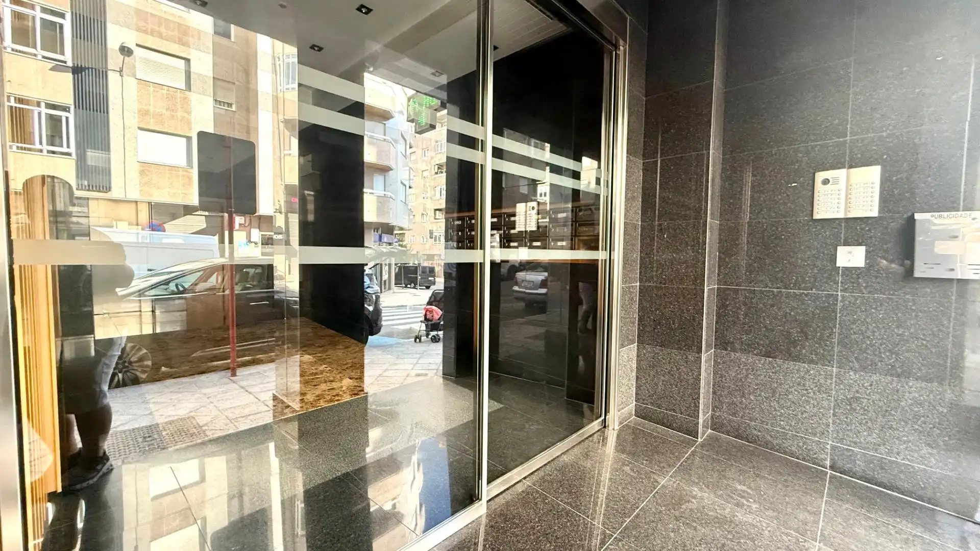Piso de alquiler en Ourense Capital  con Calefacción y Trastero