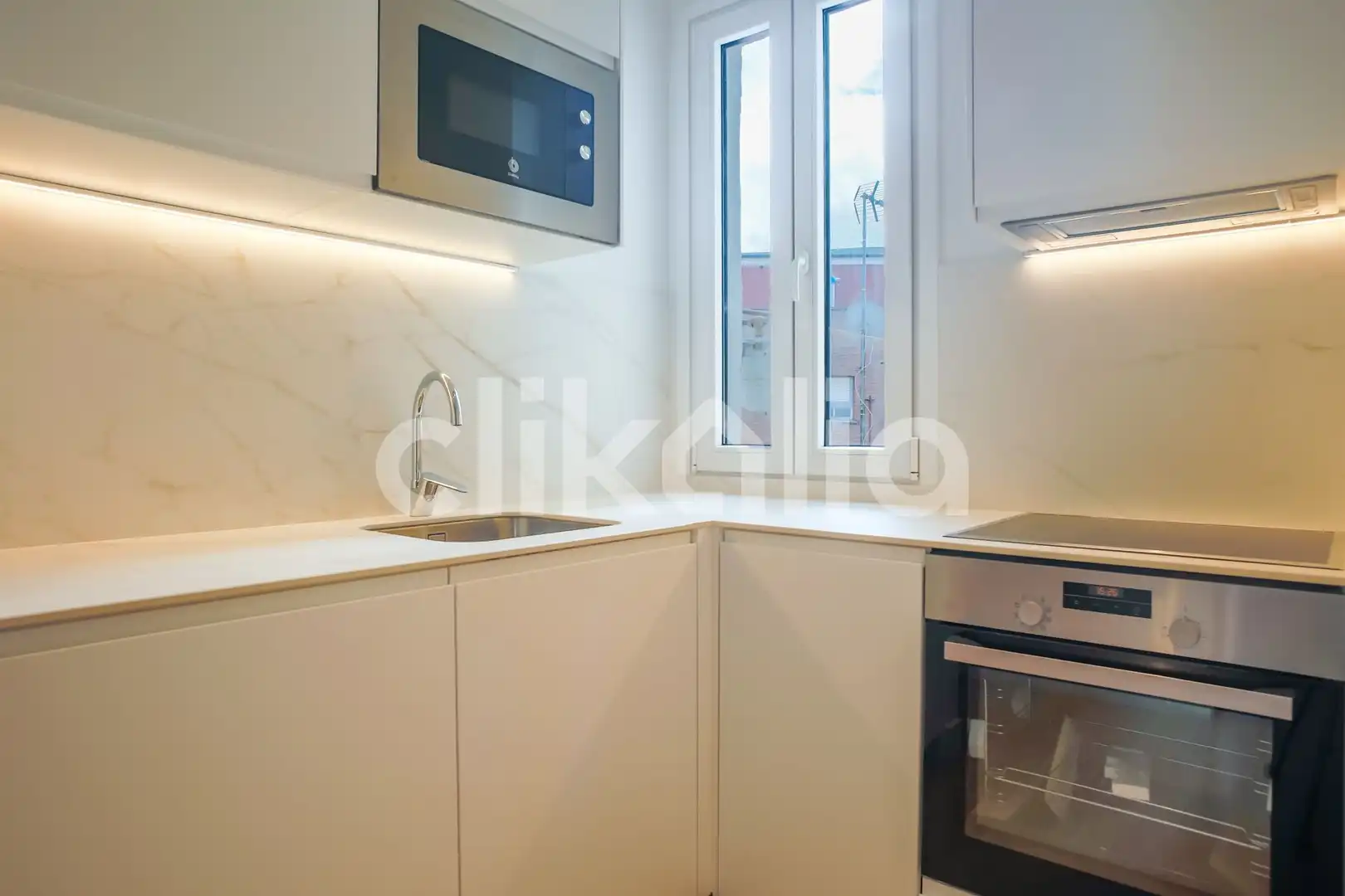 Kitchen of Flat for sale in Madrid  with Air Conditioner and Heating