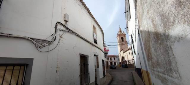 Casa-chalet en Venta en Medina de las Torres