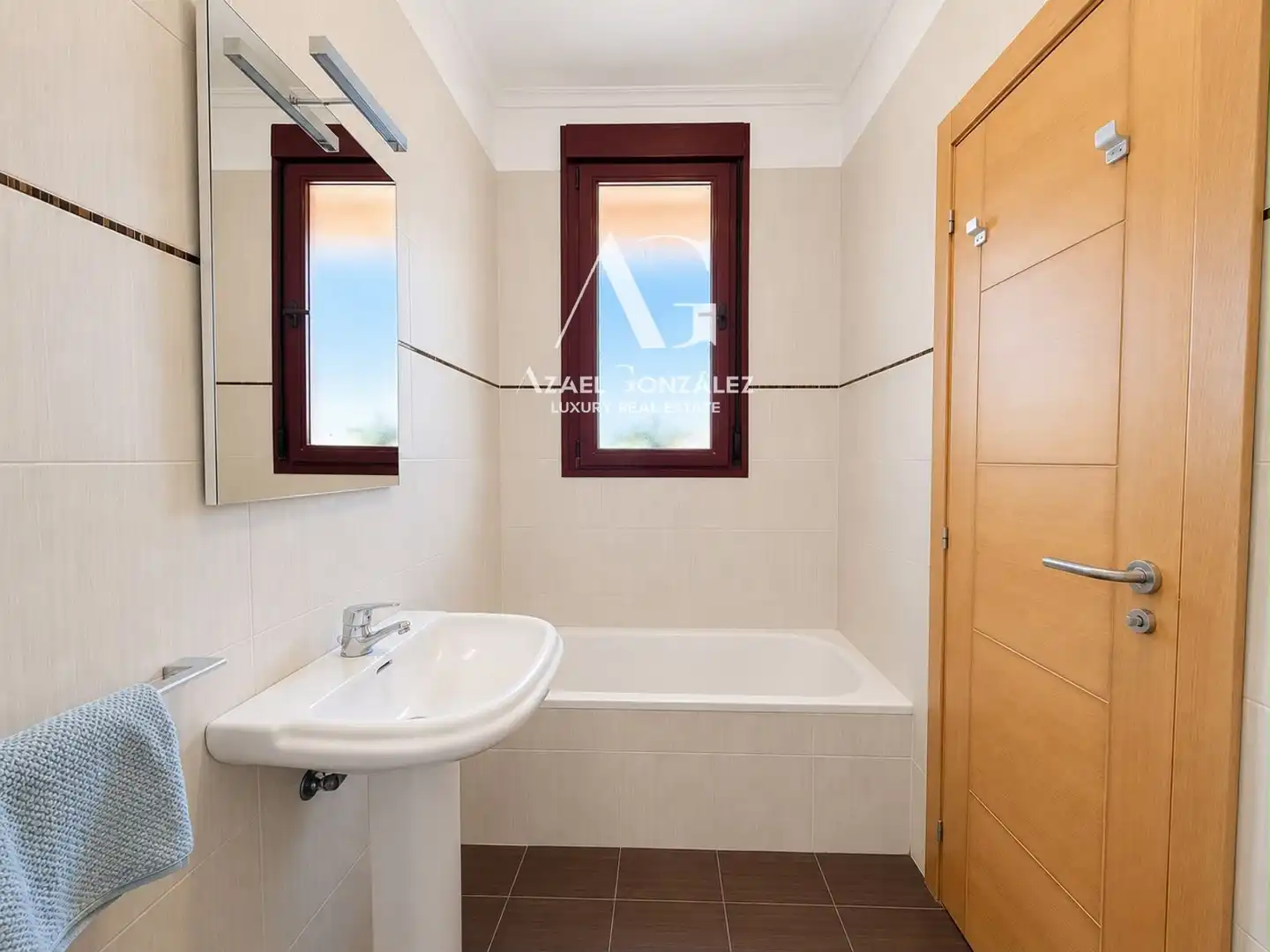 Bathroom of Detached homes for sale in Castañeda  with Heating, Terrace and Alarm