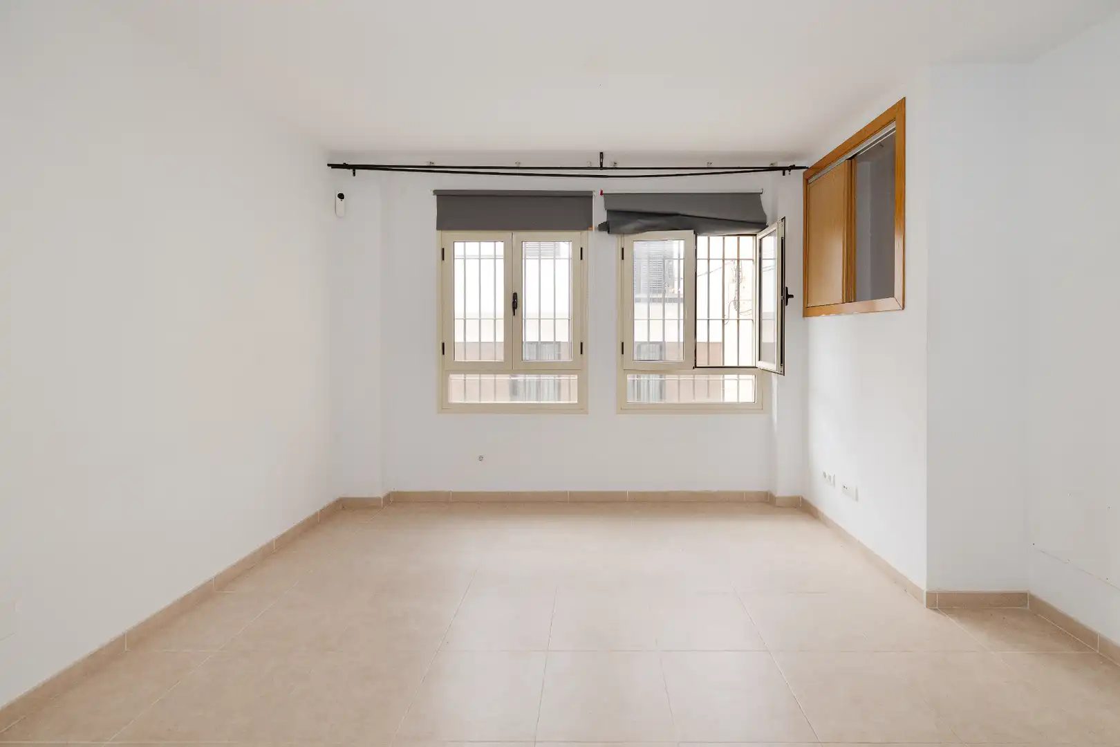 Habitación de Apartamento en venta en Málaga con Aire acondicionado, Calefacción y Terraza