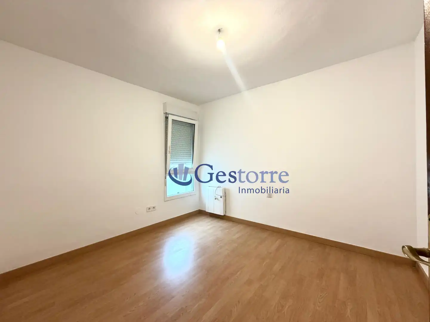 Flat for rent in Oviedo - CL VICTOR HEVIA, Vallobín