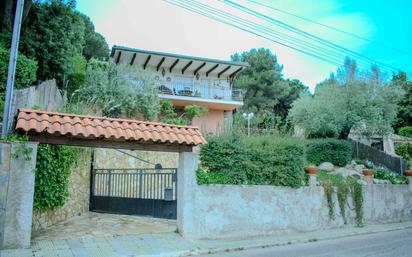 Exterior view of House or chalet for sale in L'Ametlla del Vallès  with Heating, Private garden and Terrace