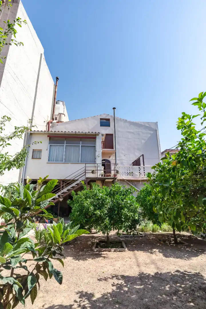 Außenansicht von Haus oder Chalet zum Verkauf in La Pobla de Mafumet mit Klimaanlage, Heizung und Privatgarten