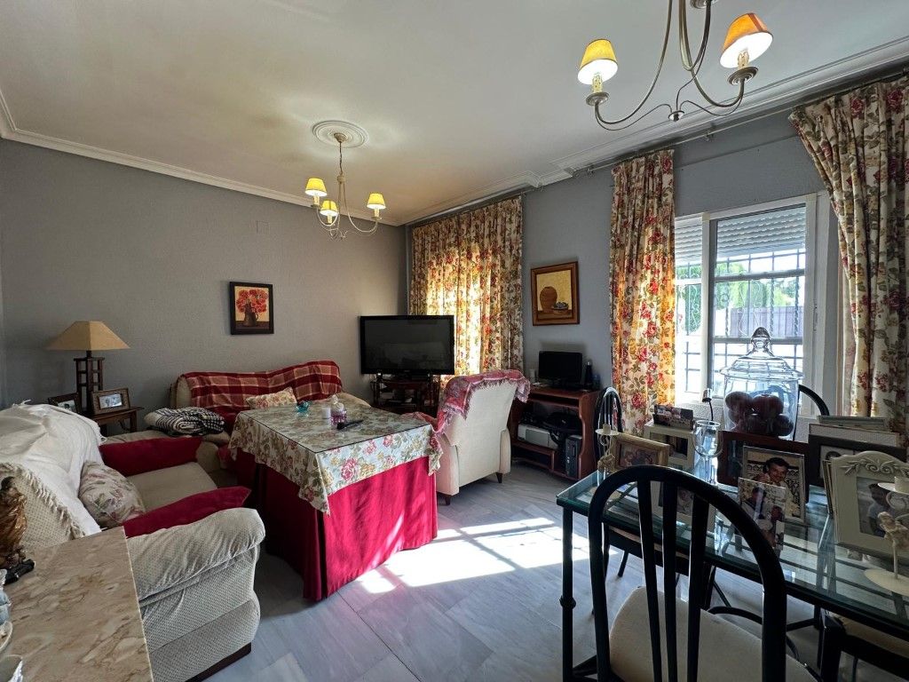 Sala d'estar de Casa o xalet en venda en  Córdoba Capital