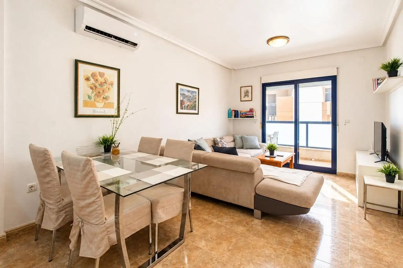 Apartament amb terrassa en venda a Calle Isla Cabrera-la Règia, imagen 3