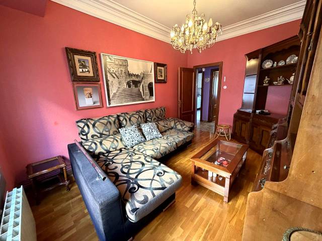 Piso en Venta en Padre Claret en Residencia