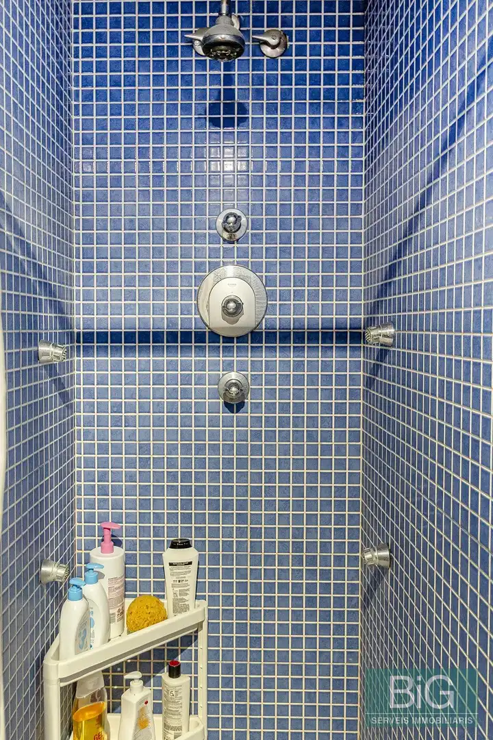 Baño de Ático en venta en Mataró con Aire acondicionado, Calefacción y Parquet