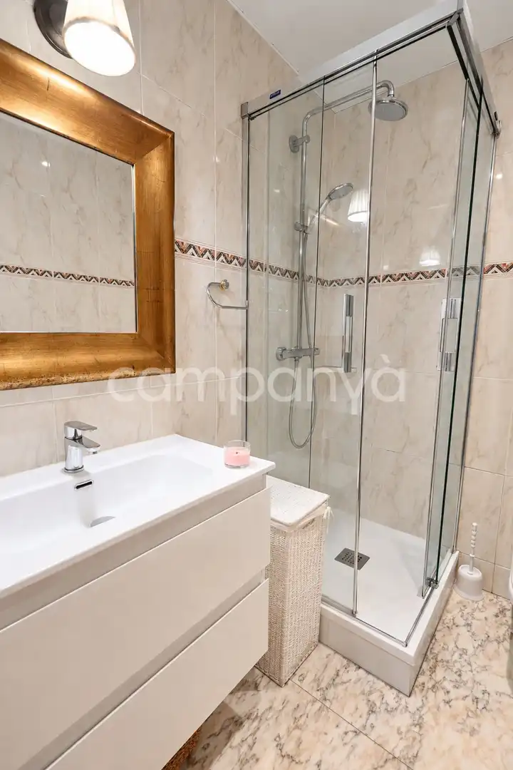 Baño de Piso en venta en Sant Andreu