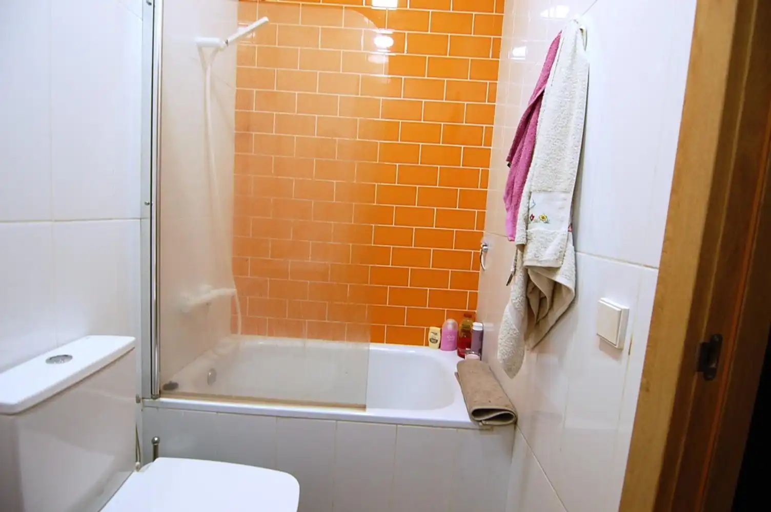 Badezimmer von Country house zum Verkauf in Vilassar de Dalt mit Terrasse