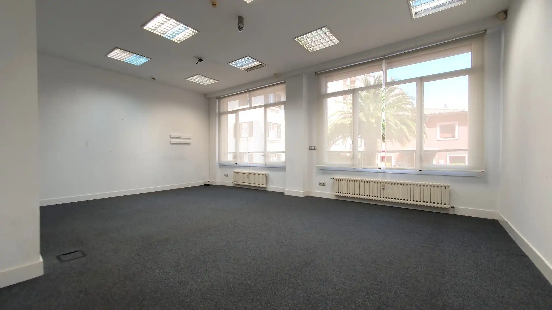 Business premises to rent in Centro - Mendibil - Santiago, imagen 37