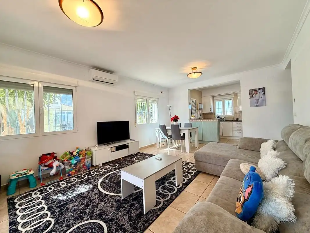 Sala de estar de Casa o chalet en venta en Els Poblets con Aire acondicionado, Calefacción y Jardín privado