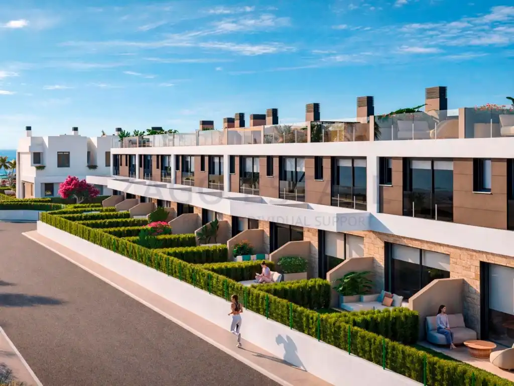 Vista exterior de Casa adosada en venda en El Campello amb Jardí privat i Piscina