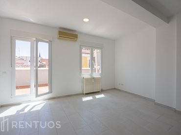 Penthouse mit Aufzug zur Miete in Centro