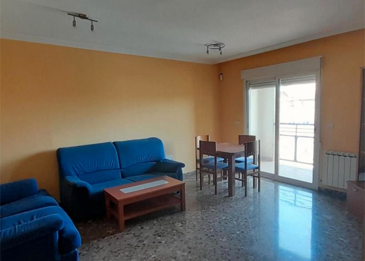 Living room of Flat for sale in  Albacete Capital  with Heating, Storage room and Furnished