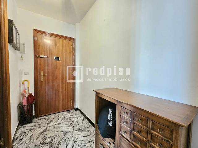 Piso en Venta en Reyes