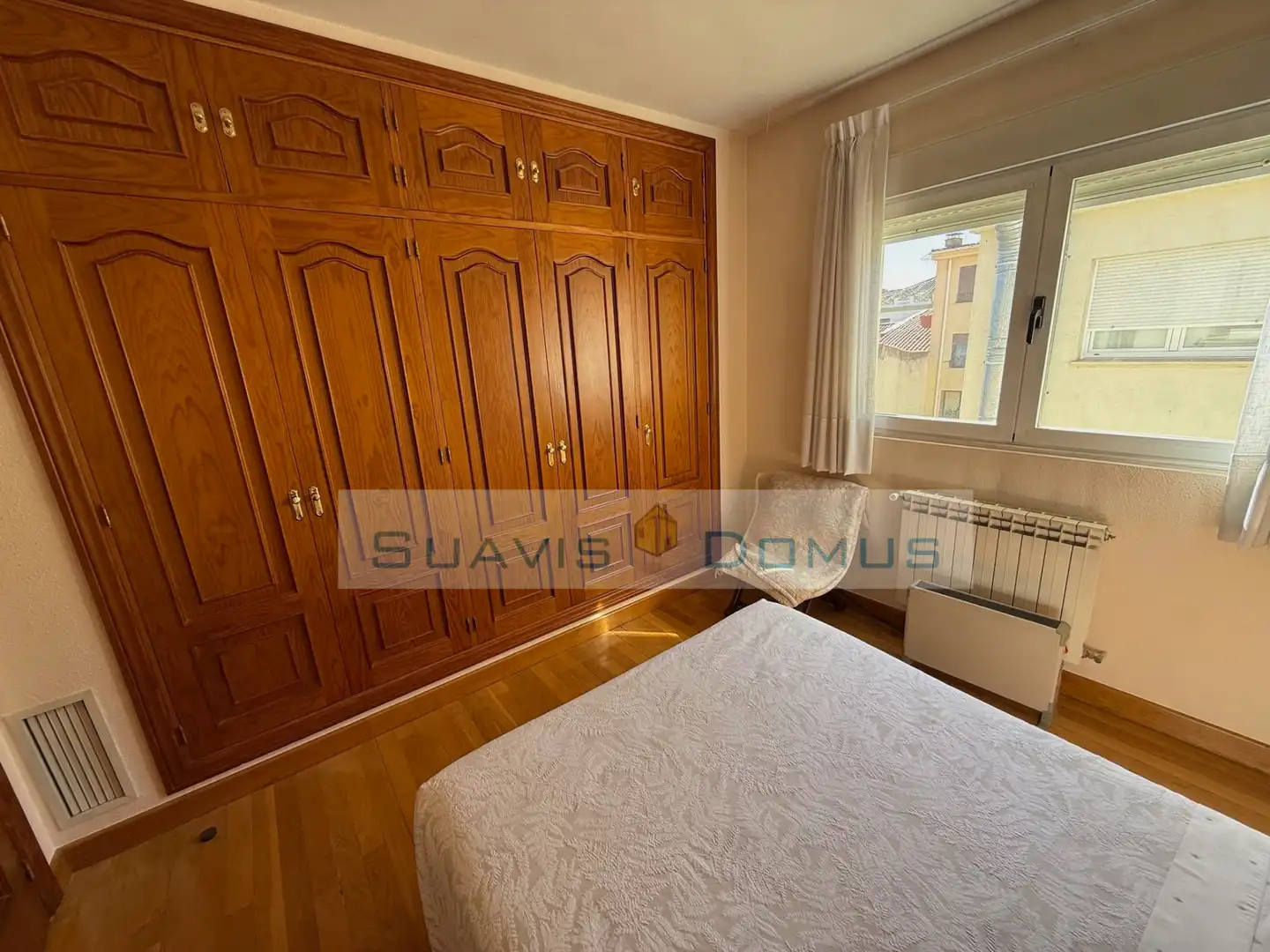 Schlafzimmer von Wohnung zur Miete in Zamora Capital  mit Heizung, Parkett und Möbliert
