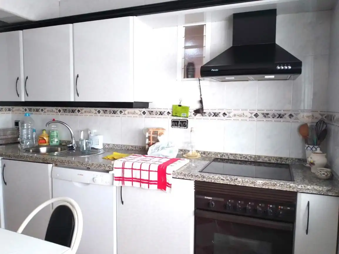 Cocina de Piso en venta en Sevilla con Aire acondicionado, Terraza y Amueblado