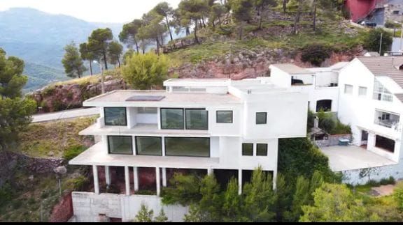 Vista exterior de Casa o chalet en venta en Castellar del Vallès con Aire acondicionado, Calefacción y Jardín privado