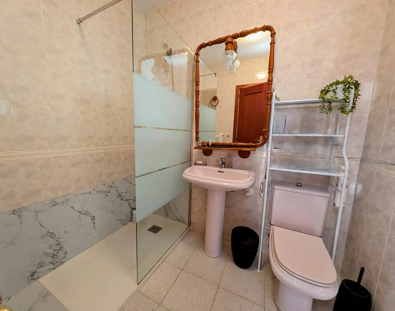 Bathroom of Detached homes for sale in Roquetas de Mar  with Terrace, Furnished and Balcony