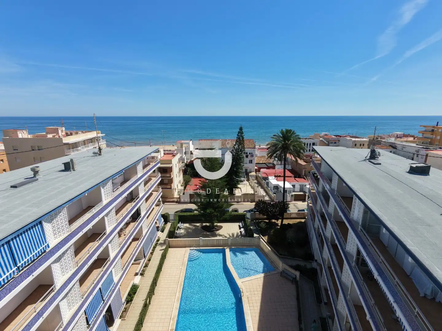 Vista exterior de Apartament en venda en Piles amb Aire condicionat, Jardí privat i Terrassa