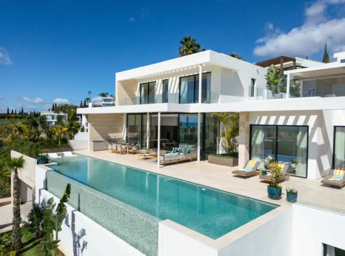 Detached house for sale in Calle la Pacheca Alta 22