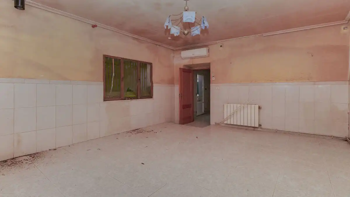 Casa adosada en venta en Valdepeñas