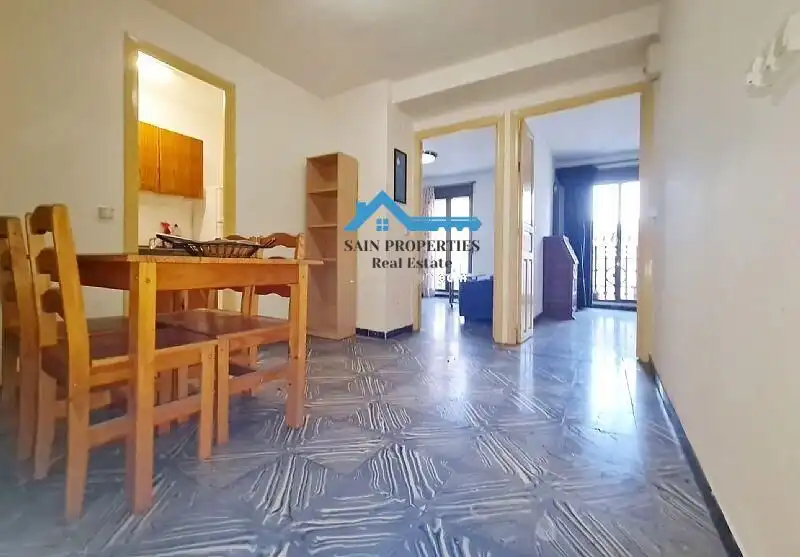 Appartamento con balcone in vendita a Casco urbano, imagen 4