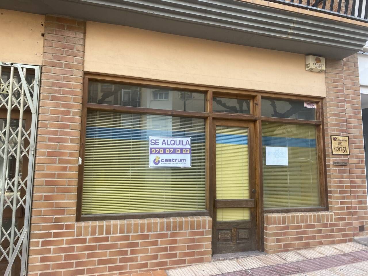 Local de lloguer en Alcañiz amb Aire condicionat