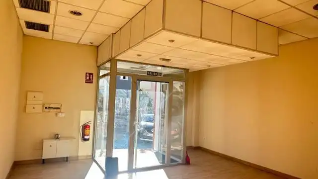 Gewerbefläche zur Miete in Zona el Caño
