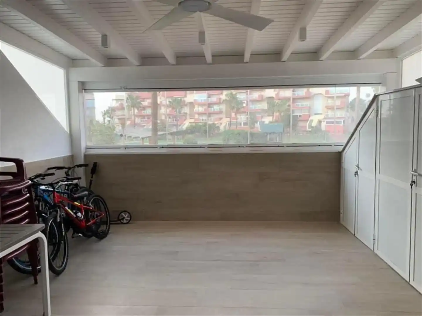 Terrasse von Erdgeschoss zum Verkauf in El Ejido mit Klimaanlage und Schwimmbad