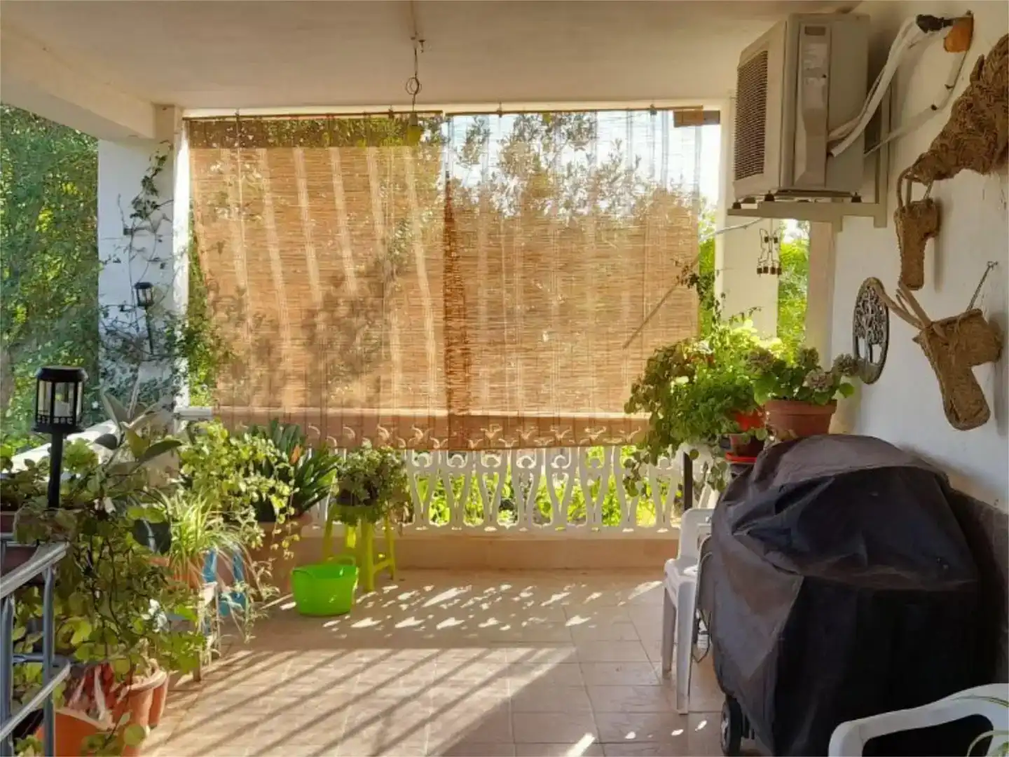 Balcony of Flat for sale in Llombai  with Air Conditioner, Private garden and Storage room