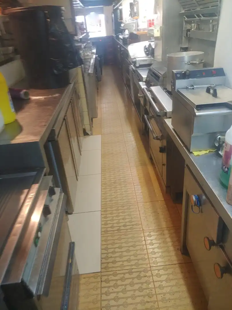 Business premises for transfer in Eixample, imagen 25